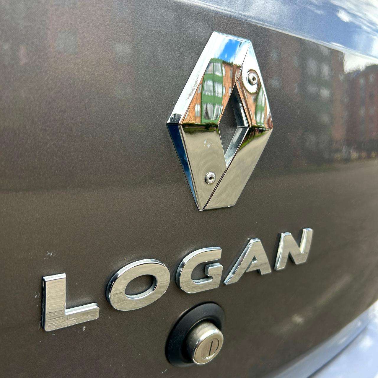 RENAULT LOGAN [2] LIFE 2023